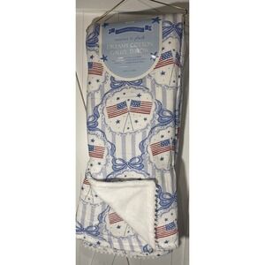 enVogue Patriotic Dreamy Cotton Gauze Throw Blanket Coguette Bows Flags 50 x 70